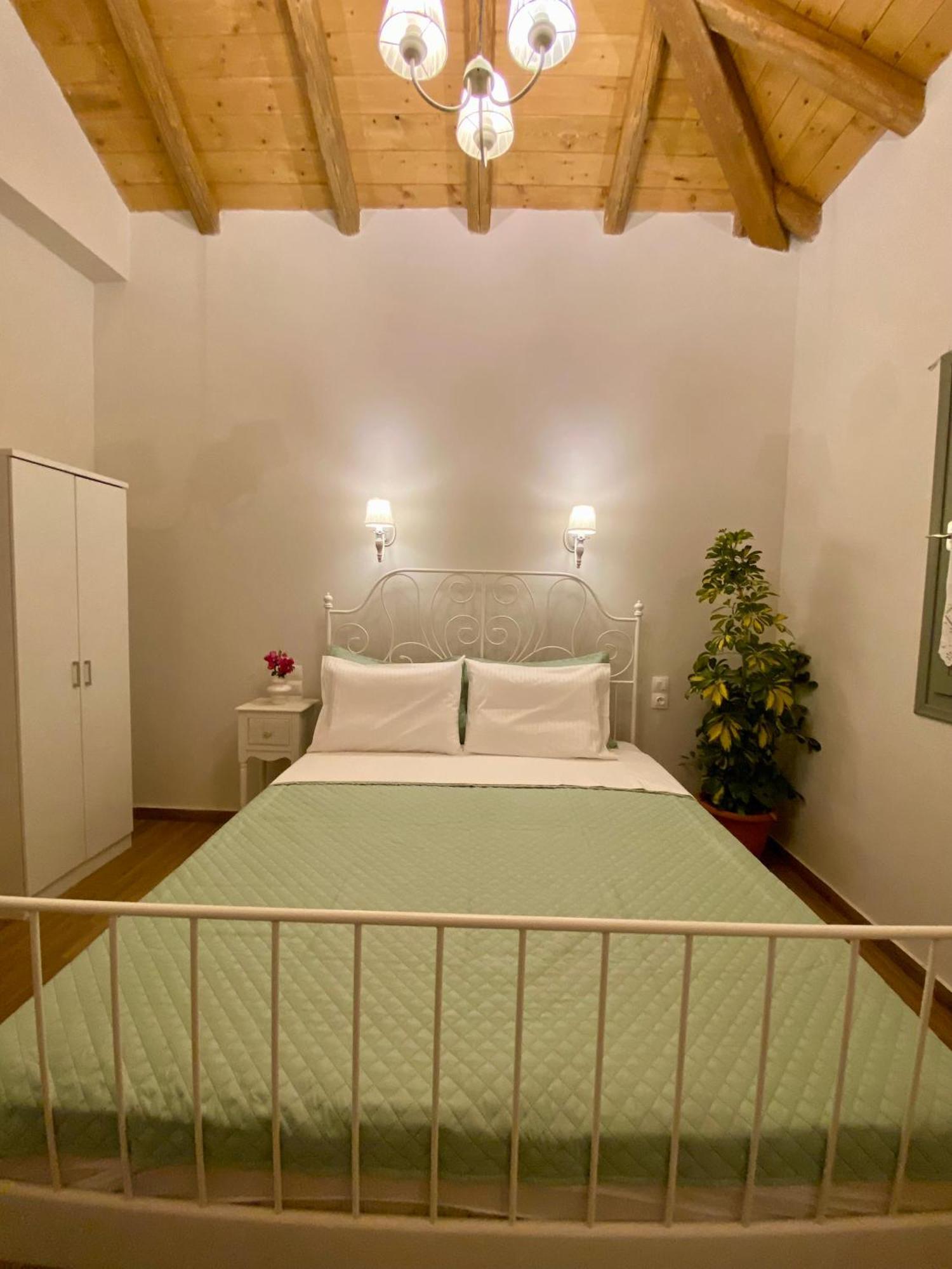 Oneiropetra Luxury House * Argalasti
